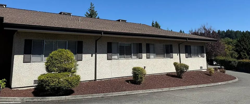 Exterior view of the Bremerton Trails Post Acute building