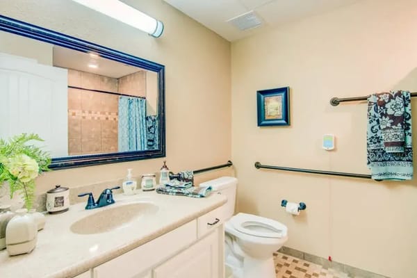 Well-decorated bathroom with modern amenities