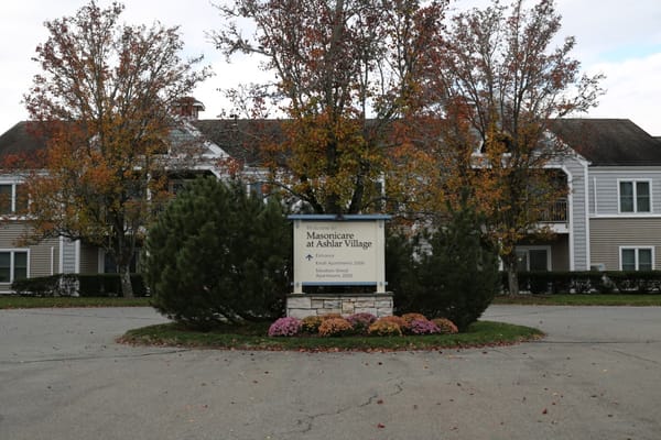 Welcome sign at Masonicare At Ashlar Village entrance
