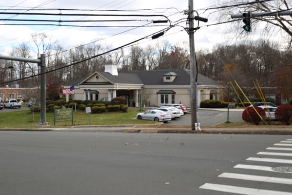 Exterior view of Hamden Health Care Center building
