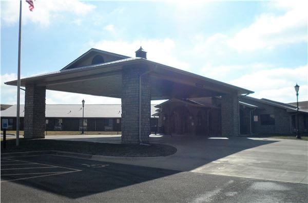 Front entrance of Lebanon South Nursing & Rehab facility