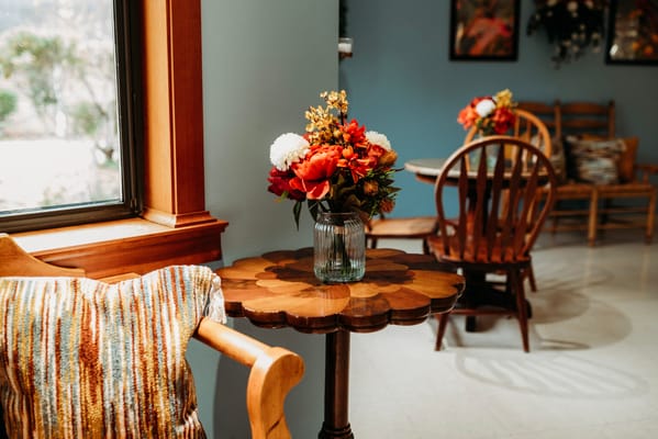 Interior common area with floral decoration