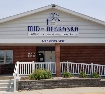 Exterior view of Mid-Nebraska Lutheran Home