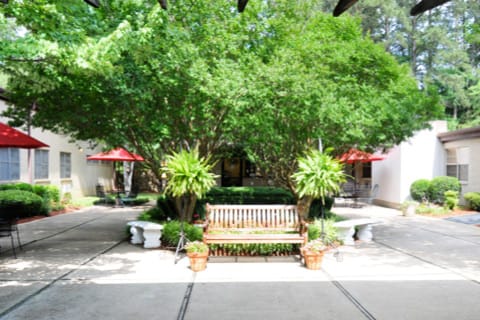 Lakeland Nursing & Rehab