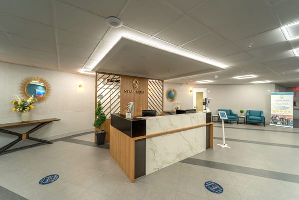 Modern reception area with a welcoming atmosphere