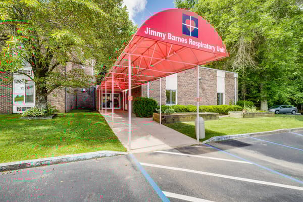 Exterior view of the respiratory unit entrance