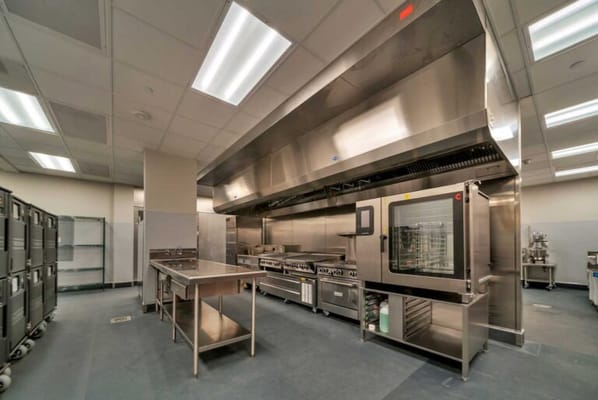 VETERANS VICTORY HOUSE