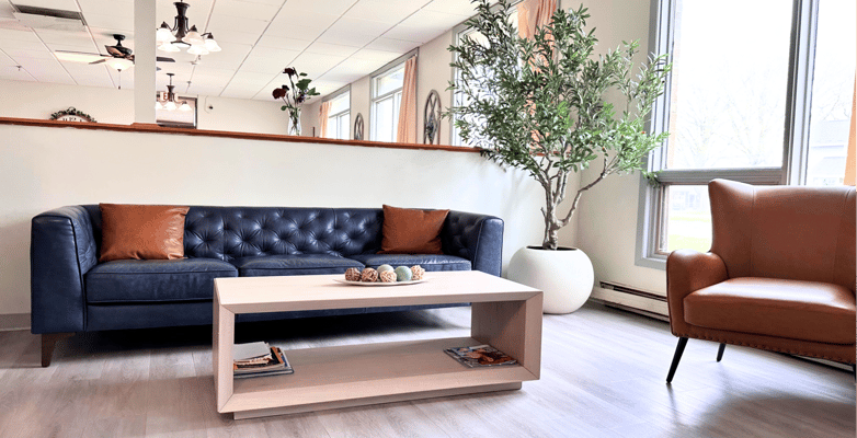 Cozy common area with comfortable seating