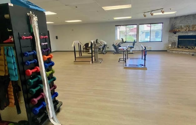 Well-equipped fitness area with exercise machines