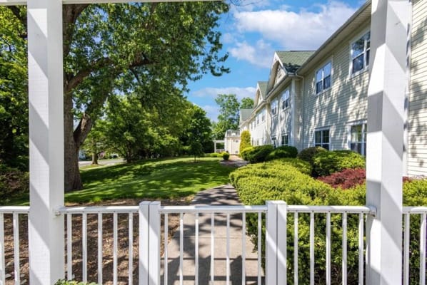 The Elms Rehab And Healthcare Center Of Cranbury