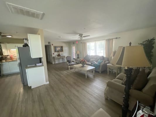 Cozy common area with comfortable seating