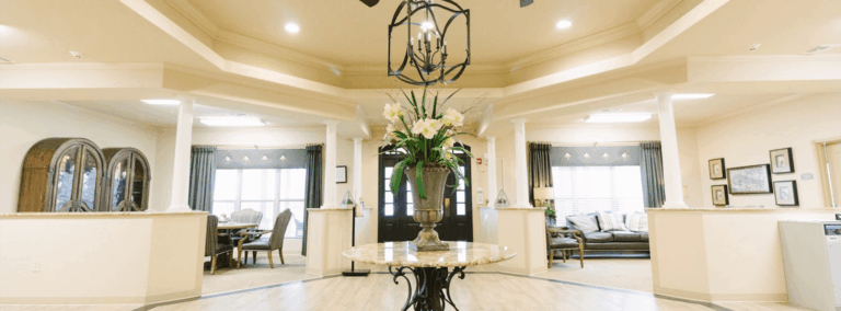 Interior view of the common area with furnishings and decor