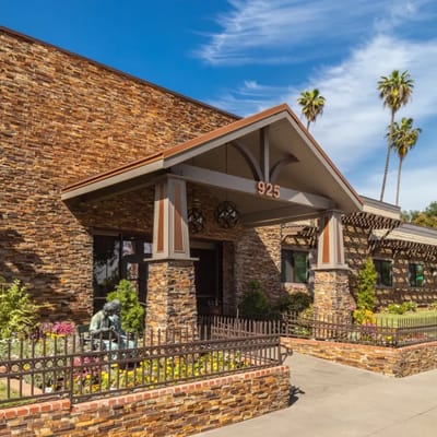 Regency Park Oak Knoll