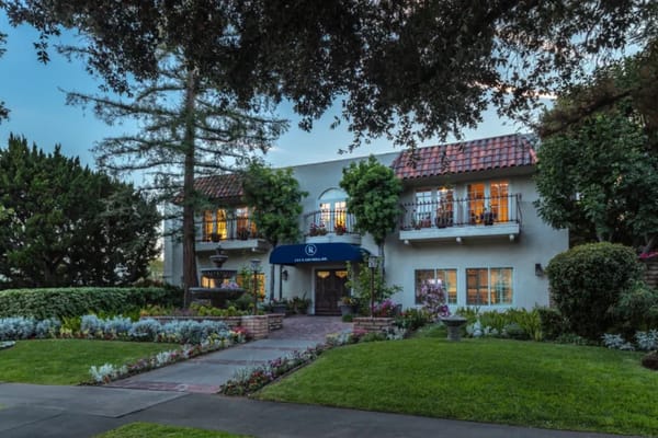 Regency Park Oak Knoll