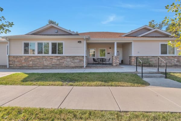 Gardens Care Saddle Rock