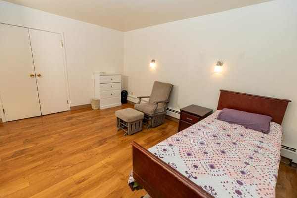 Chateau Des Mons Care and Assisted Living