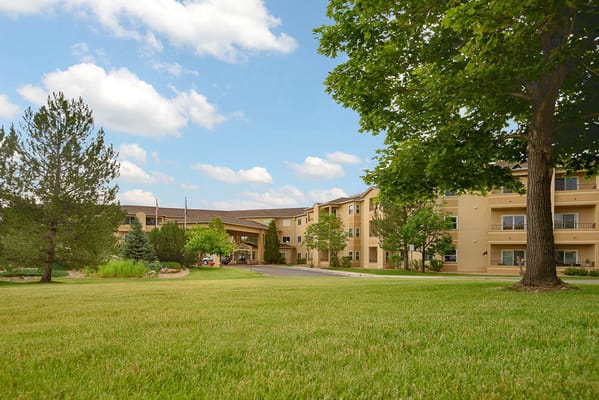 Exterior view of Cherry Creek Retirement Village