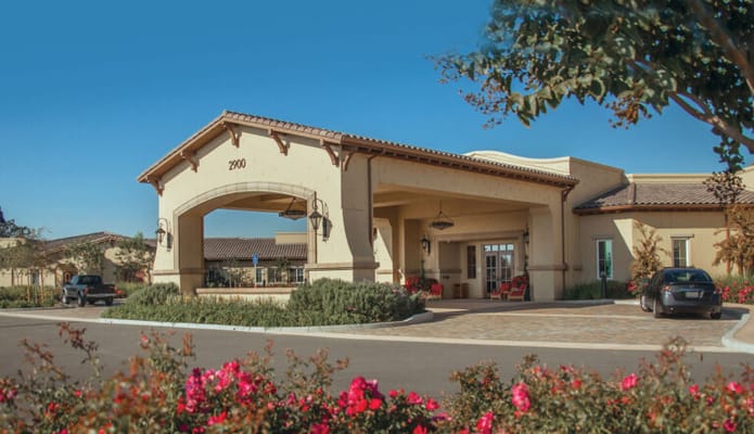 Exterior view of Creekview Assisted Living entrance