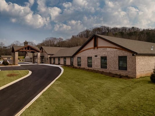Exterior view of The Harbor at Lakeshore facility