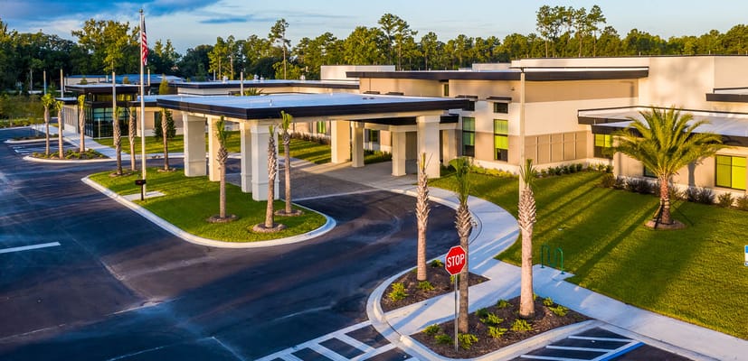 Aerial view of River City Center's exterior and landscaping