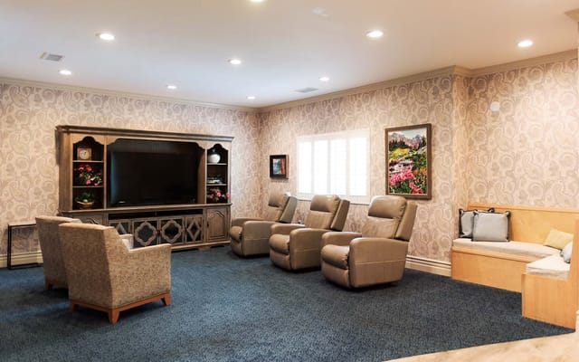 Common area with seating in a cozy lounge