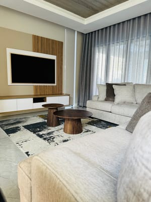 Bright, welcoming common area with modern furnishings