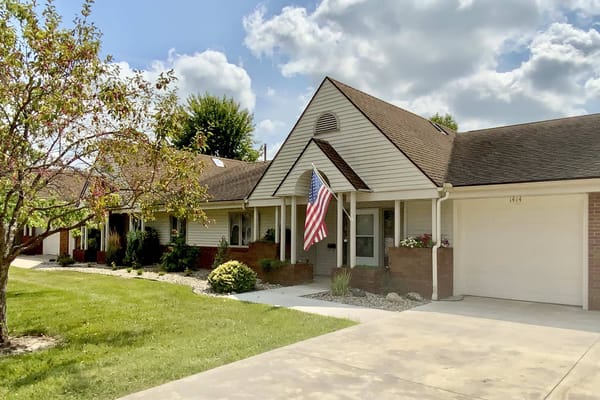 Exterior view of a residential building at Grace Retirement Village