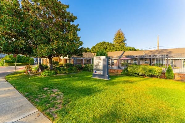 Exterior view of the Silver Oaks facility with landscaping