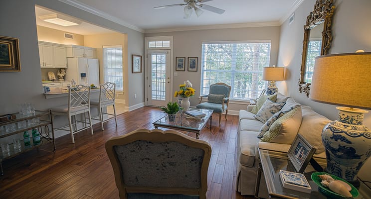 Bright and spacious common area with comfortable seating