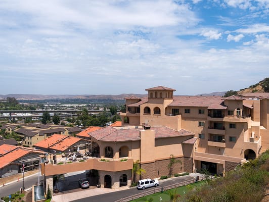 Exterior view of the Lantern Crest assisted living facility