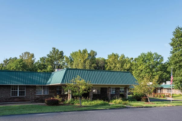 Exterior view of Lincoln Hills of New Albany