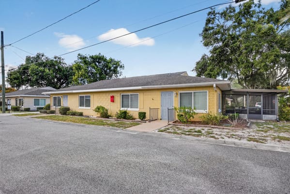 Blue Palms Senior Living of Deland