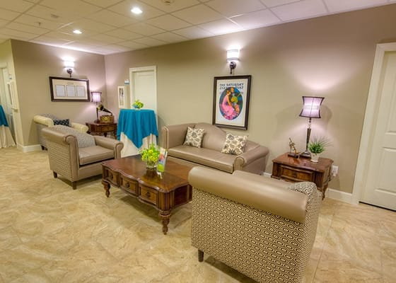 Cozy, well-decorated common area with seating
