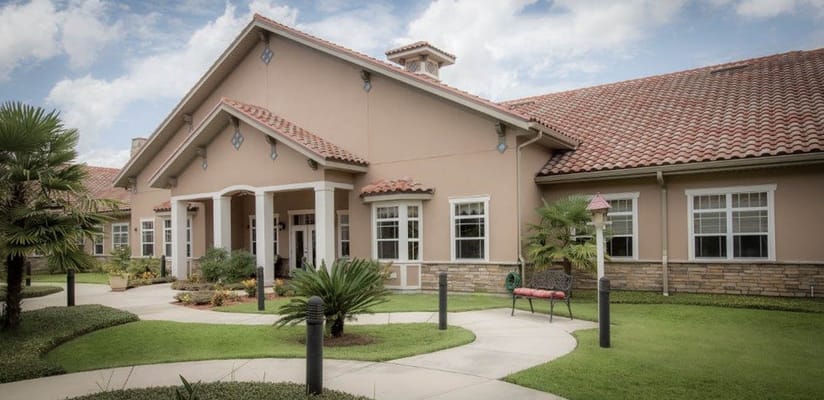Exterior view of Mission Oaks Assisted Living