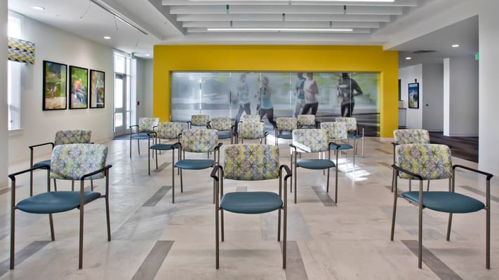 Interior common area with chairs in a bright room