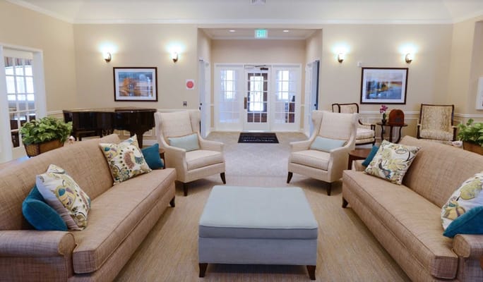 Bright and welcoming common area with comfortable seating