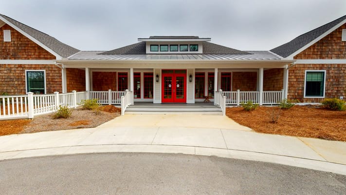 Exterior view of Legacy at Savannah Quarters entrance