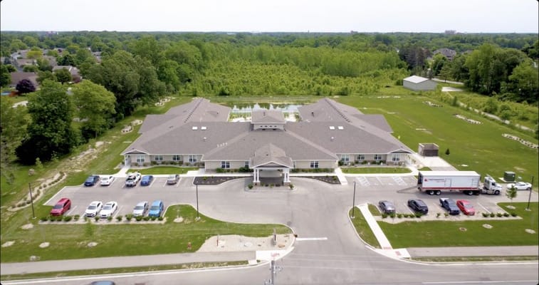 Aerial view of Lincolnshire Place with surrounding nature