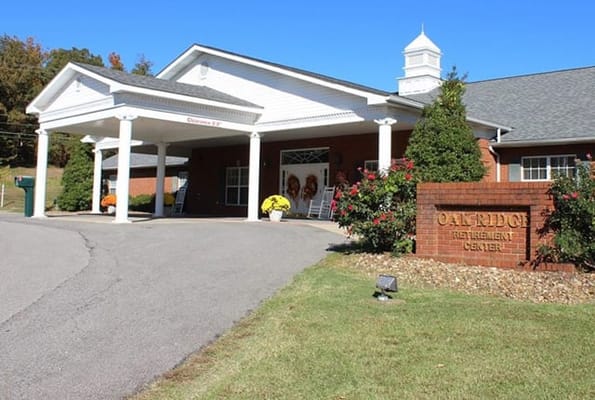 Entrance of Oak Ridge Retirement Center with landscaping