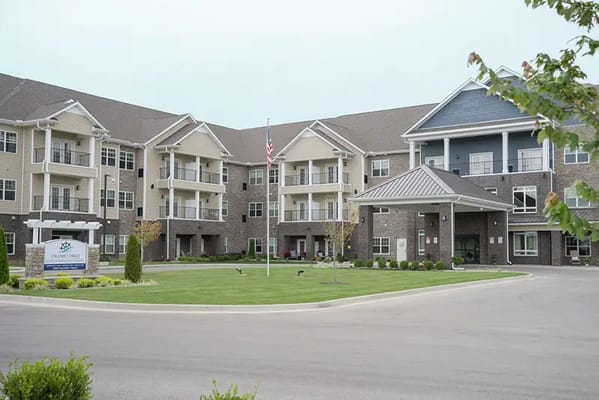 Exterior view of Calumet Trace Senior Living facility