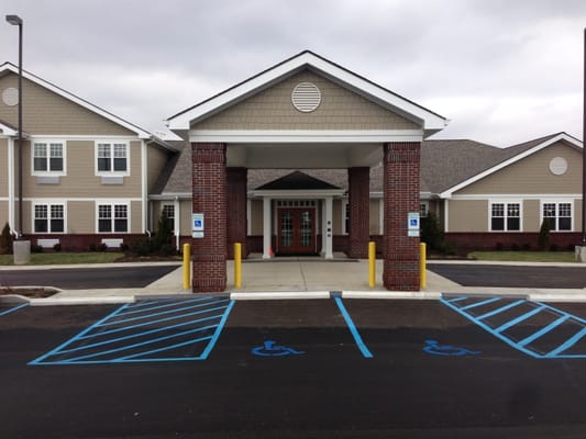 Front entrance of Kenton Pointe Assisted Living facility
