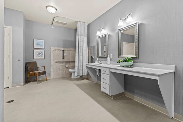 Bright, spacious bathroom with modern fixtures