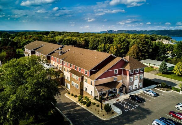 Elysian Senior Homes Of Lake C