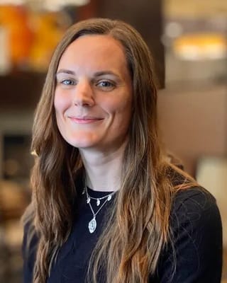 Towerlight On Wooddale Avenue