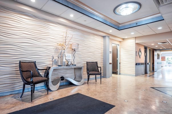 Northern Manor — photo 3