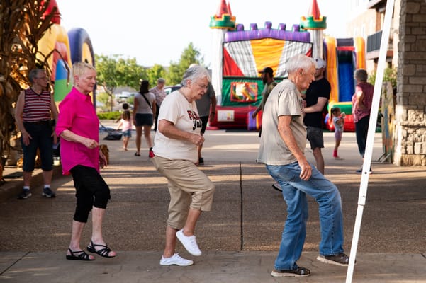 Twin Oaks Estate, Inc