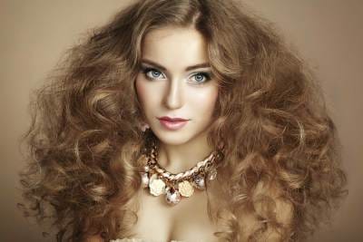 Tre’ More Manor ALF