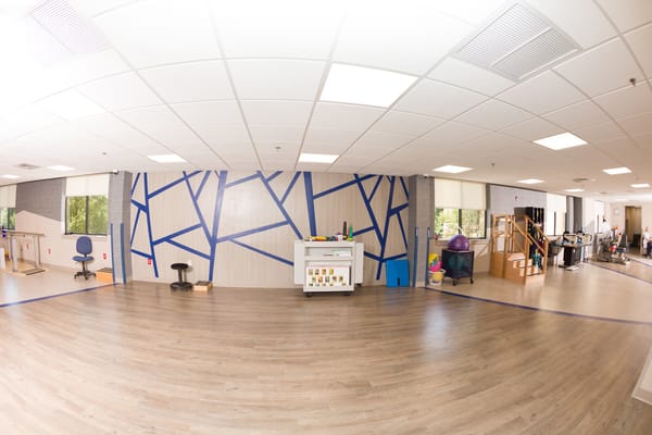 Royal Suites Health Care & Rehabilitation