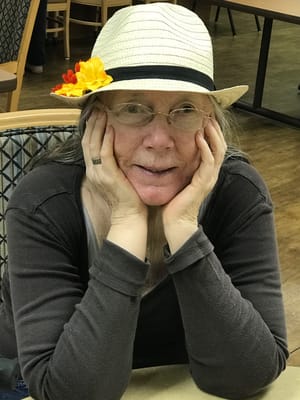 Elite Care Adams – Hood