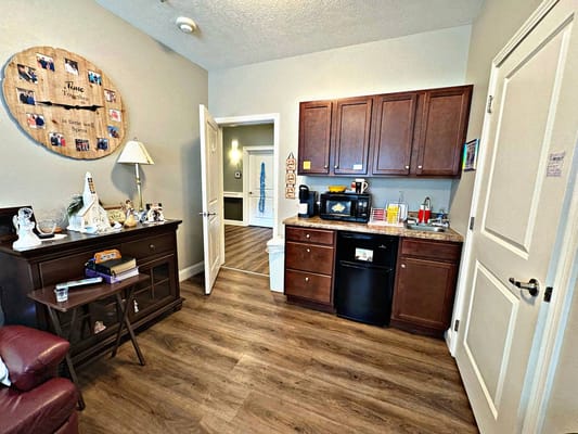 Cozy resident room with kitchen amenities